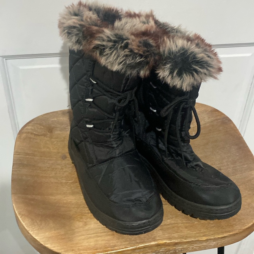 Snow Boots